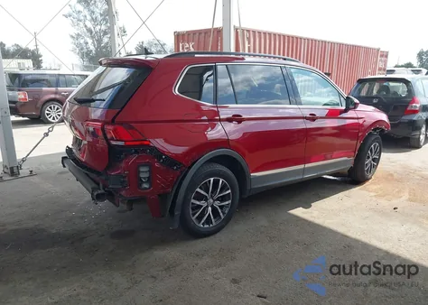 2020 Volkswagen Tiguan 2.0T Se/2.0T Se R-Line Black/2.0T Sel из США, поврежденный, VIN 3VV3B7AX0LM095321